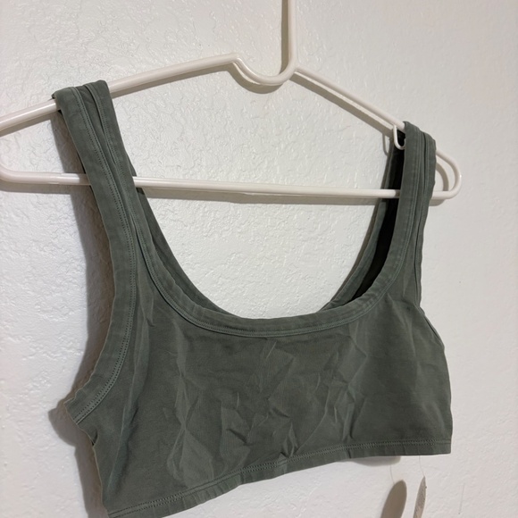 Aerie Offline Set - Picture 2 of 8